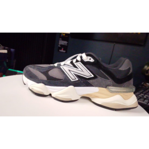 New Balance Black